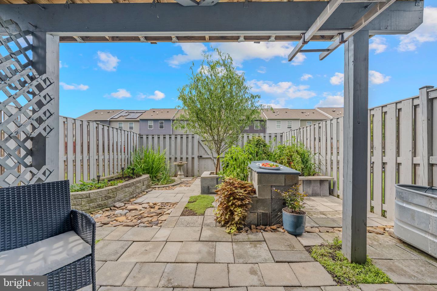289 Magellan Dr Property Photo 31