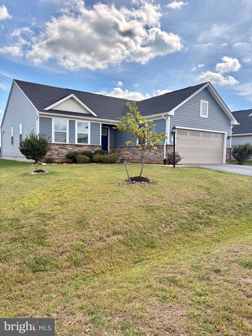 73 Perspective Pl Property Photo 2