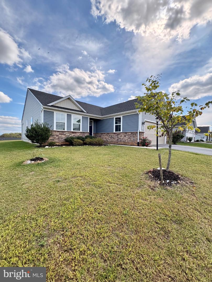 73 Perspective Pl Property Photo 3