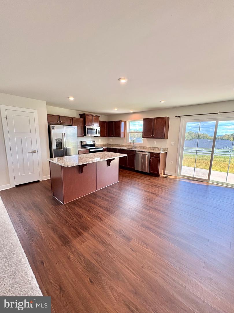 73 Perspective Pl Property Photo 6
