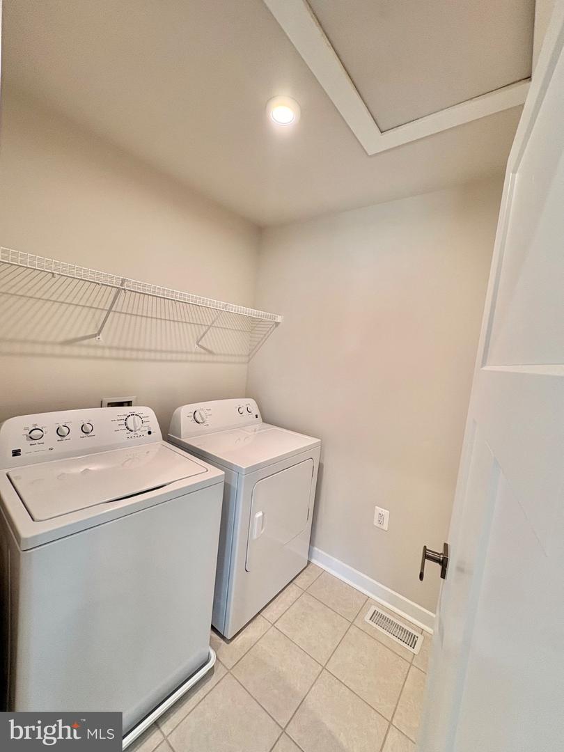 73 Perspective Pl Property Photo 22