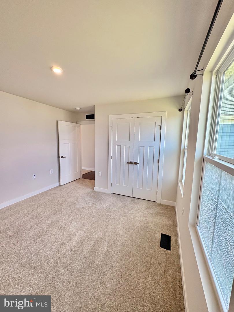 73 Perspective Pl Property Photo 25