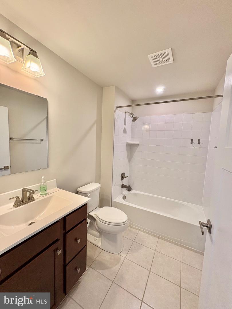 73 Perspective Pl Property Photo 30