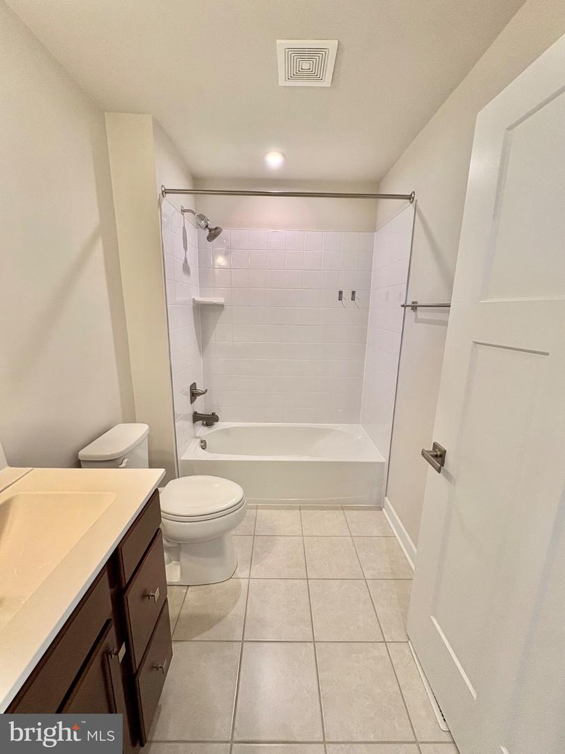 73 Perspective Pl Property Photo 31