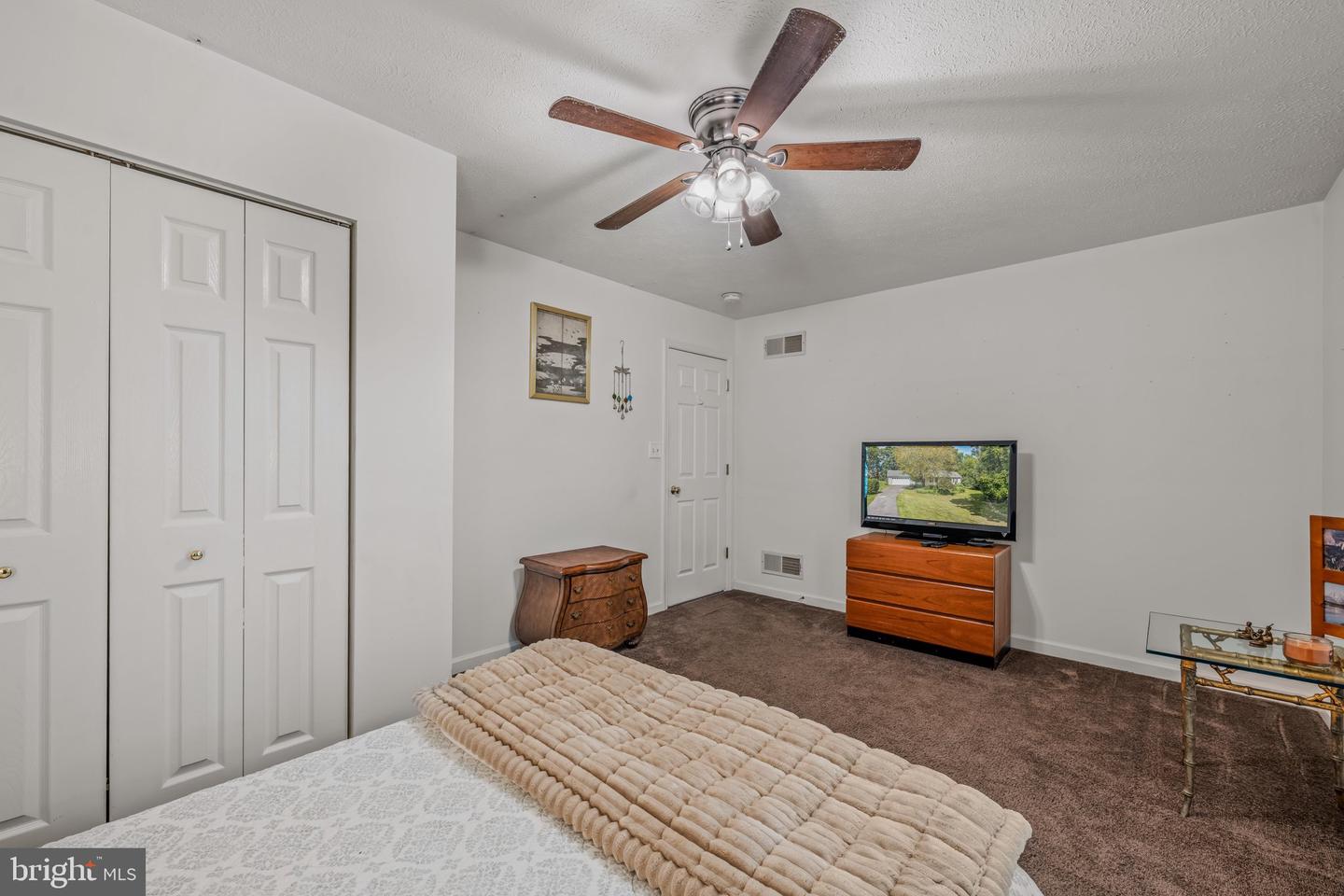455 Willis Dr Property Photo 26