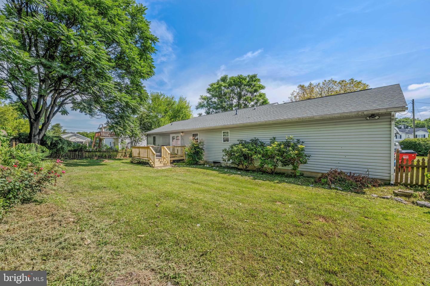 455 Willis Dr Property Photo 34