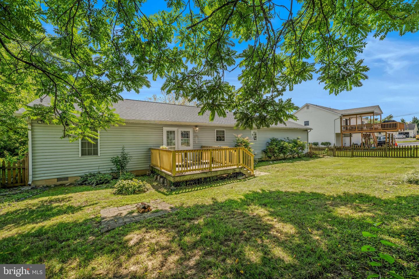 455 Willis Dr Property Photo 35