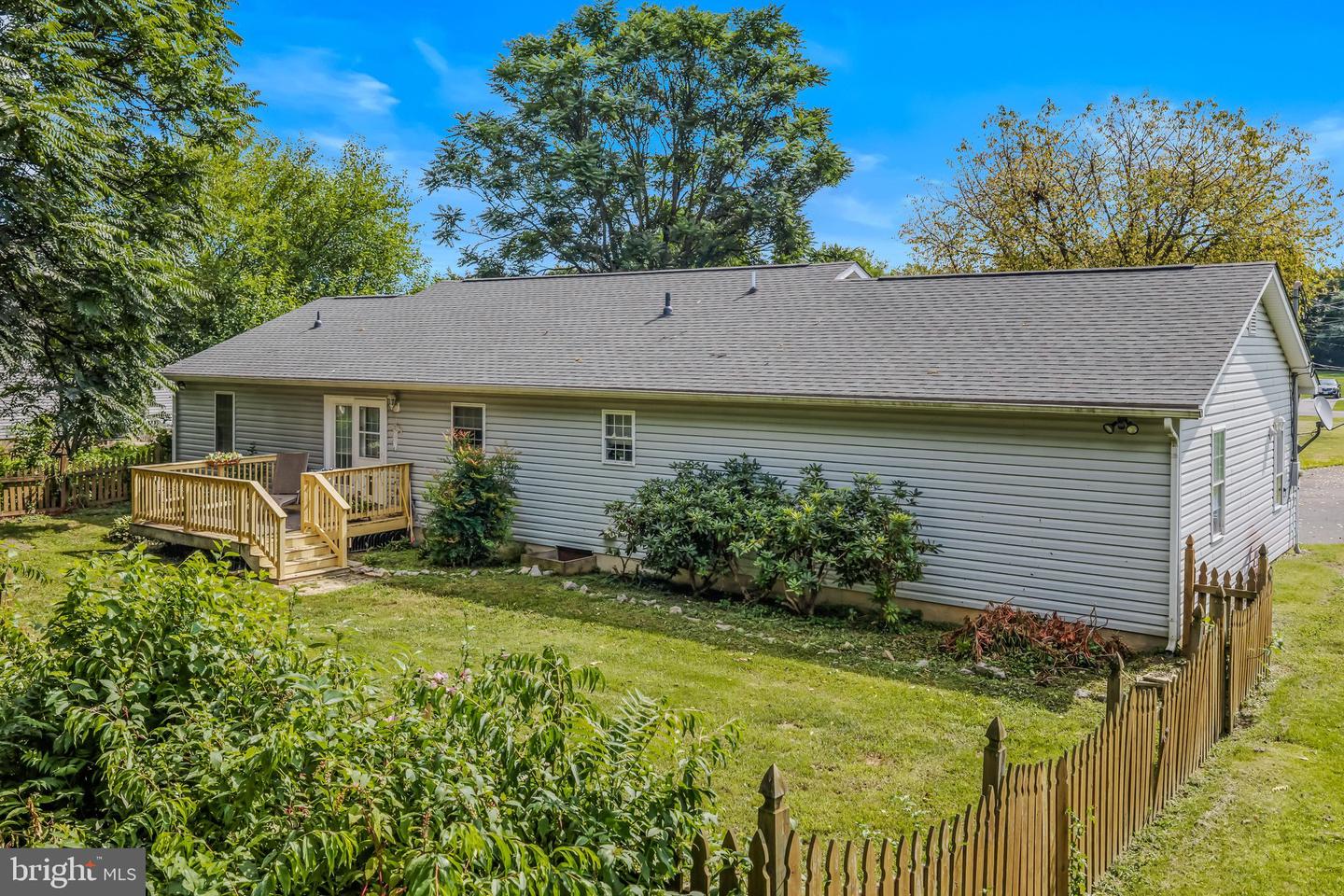 455 Willis Dr Property Photo 39
