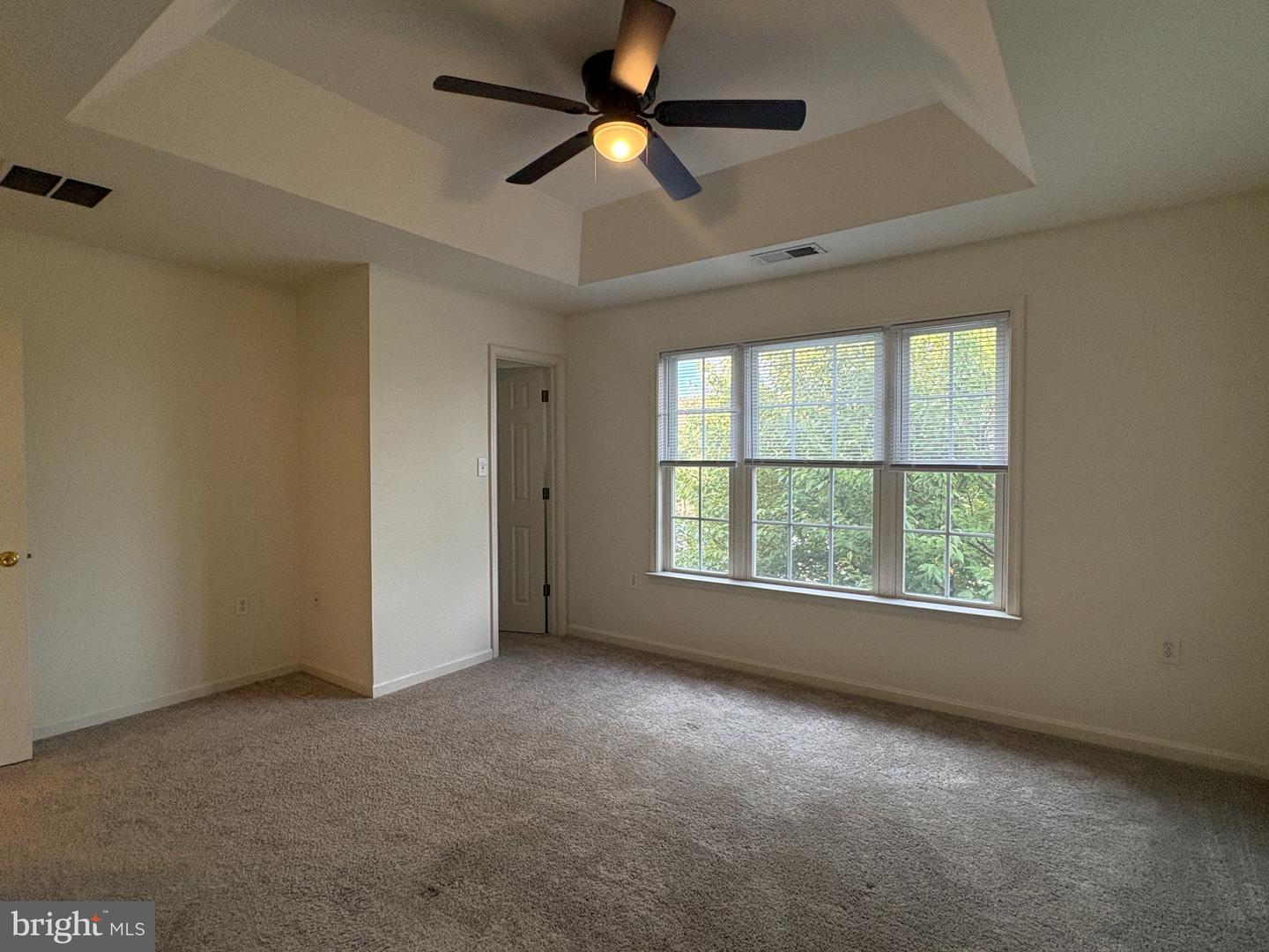 55 Mabel Ln Property Photo 11