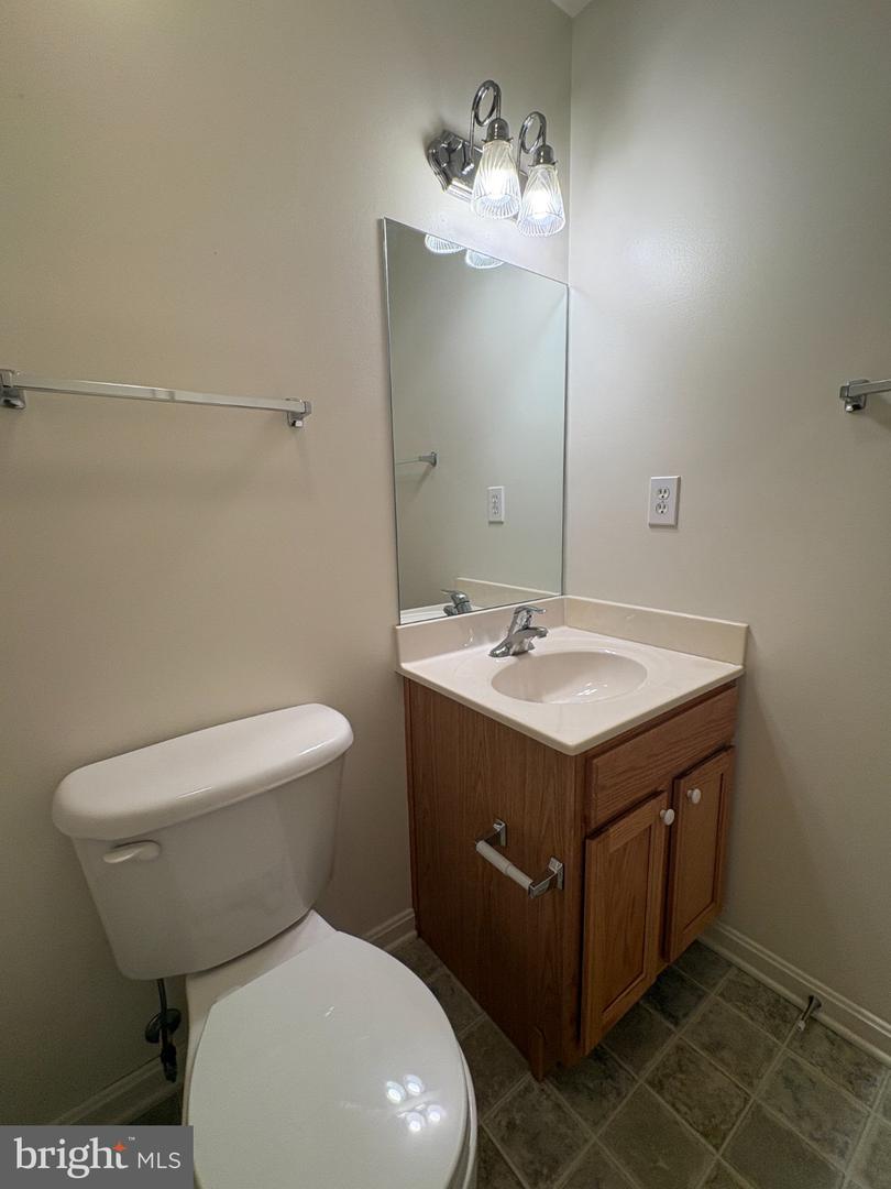 55 Mabel Ln Property Photo 16