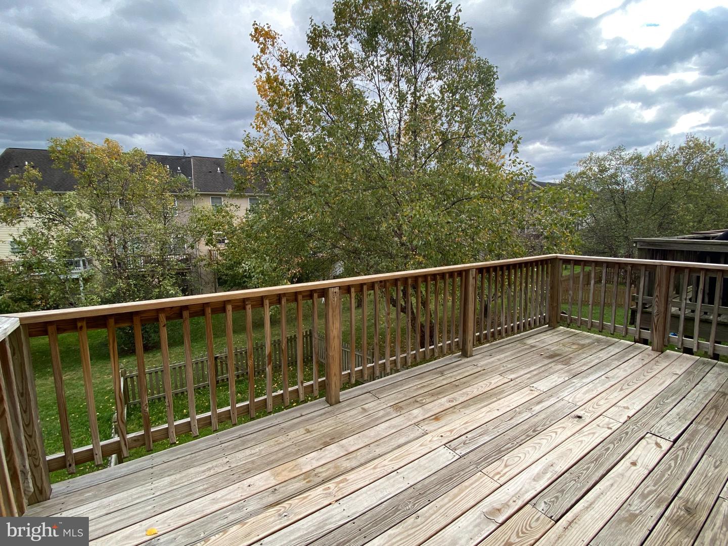 86 Effie Ln Property Photo 14