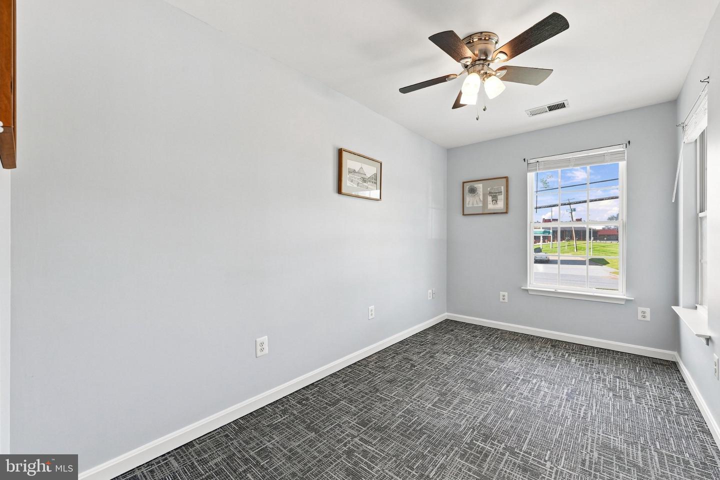 1800 W King St W #office Property Photo 13