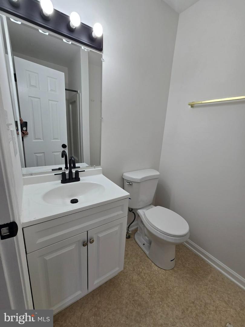 30 Waldeck Ct Property Photo 11