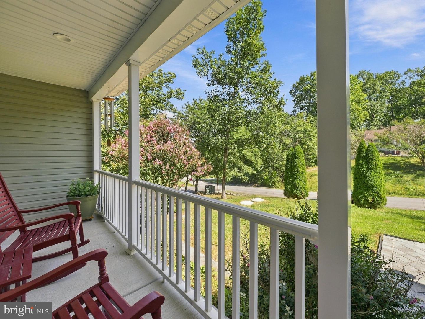 216 Executive Way Property Photo 5