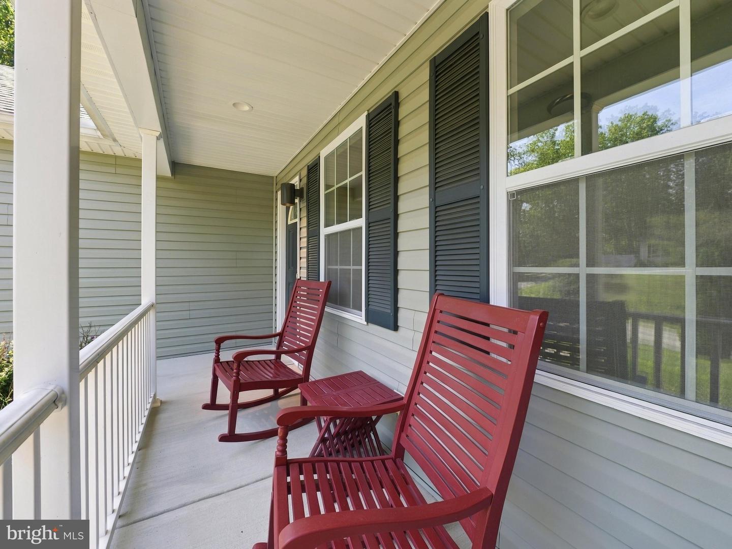 216 Executive Way Property Photo 6