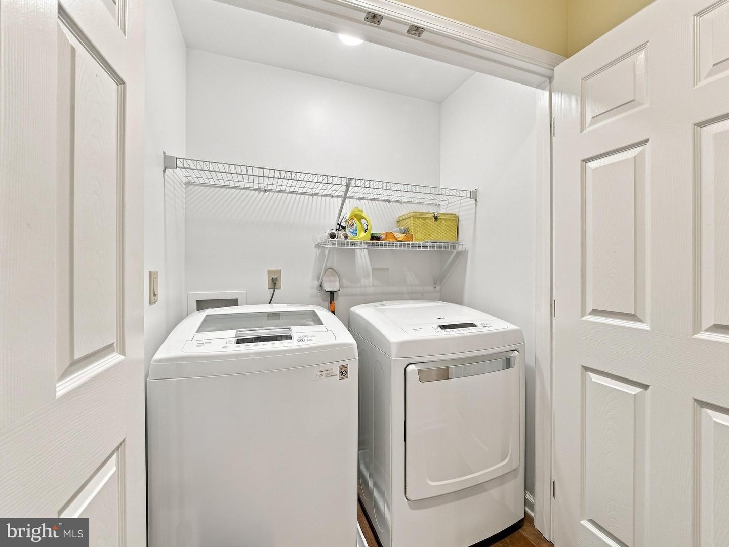 216 Executive Way Property Photo 8