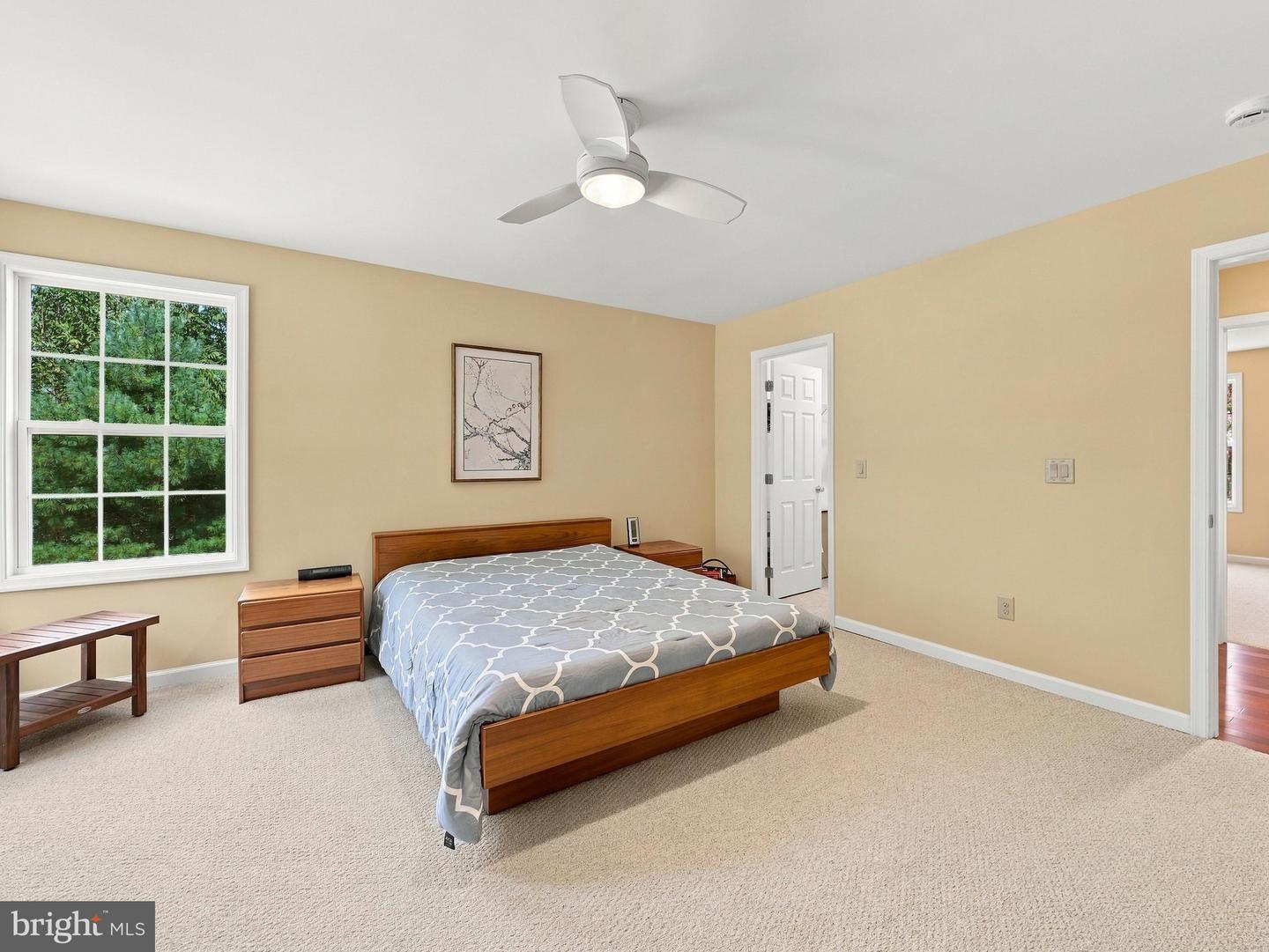 216 Executive Way Property Photo 18