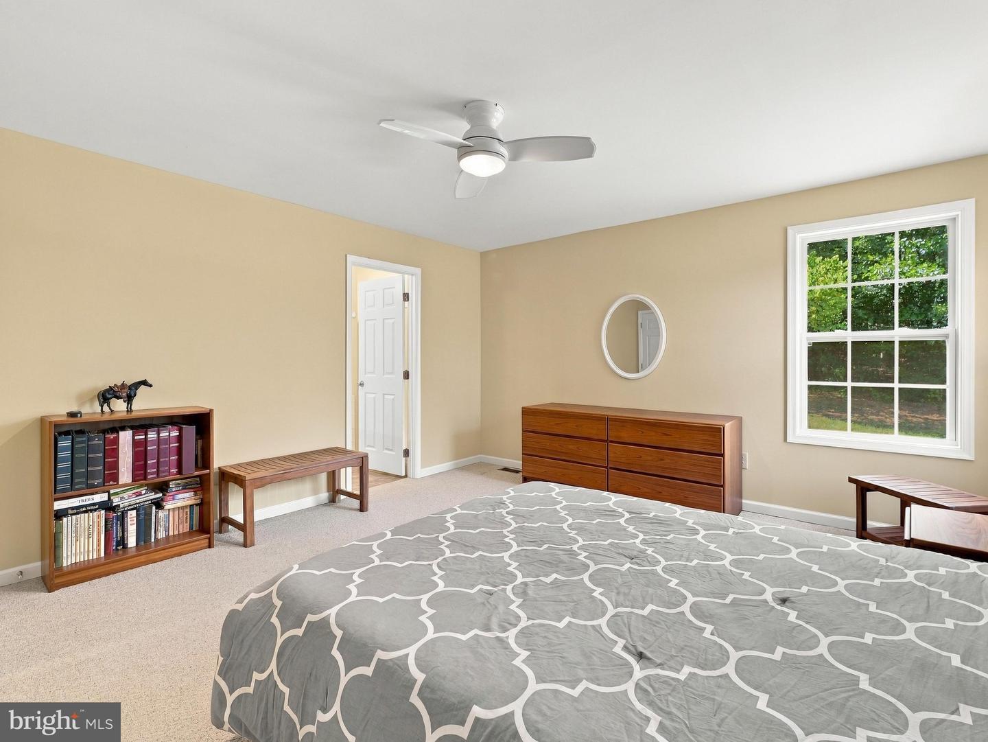 216 Executive Way Property Photo 19
