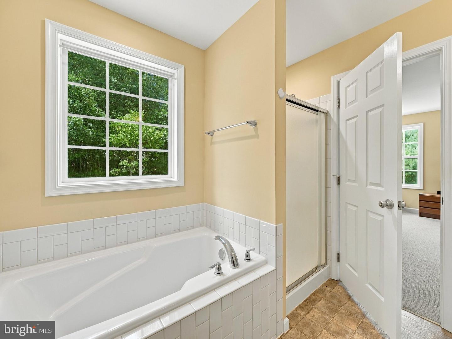 216 Executive Way Property Photo 22