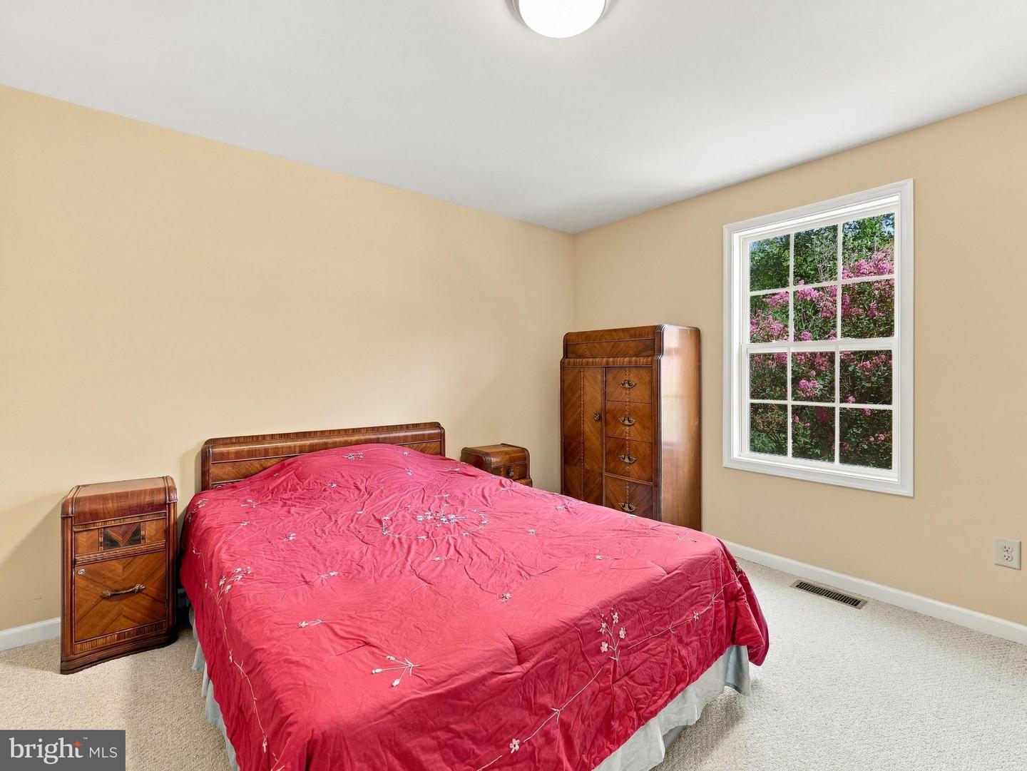 216 Executive Way Property Photo 23