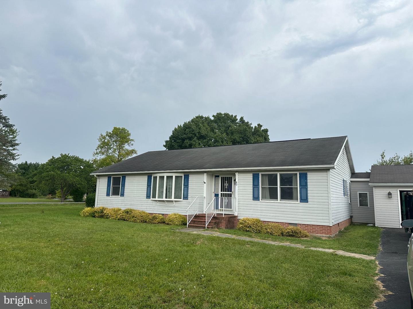 83 Montmorency Dr Property Photo 1