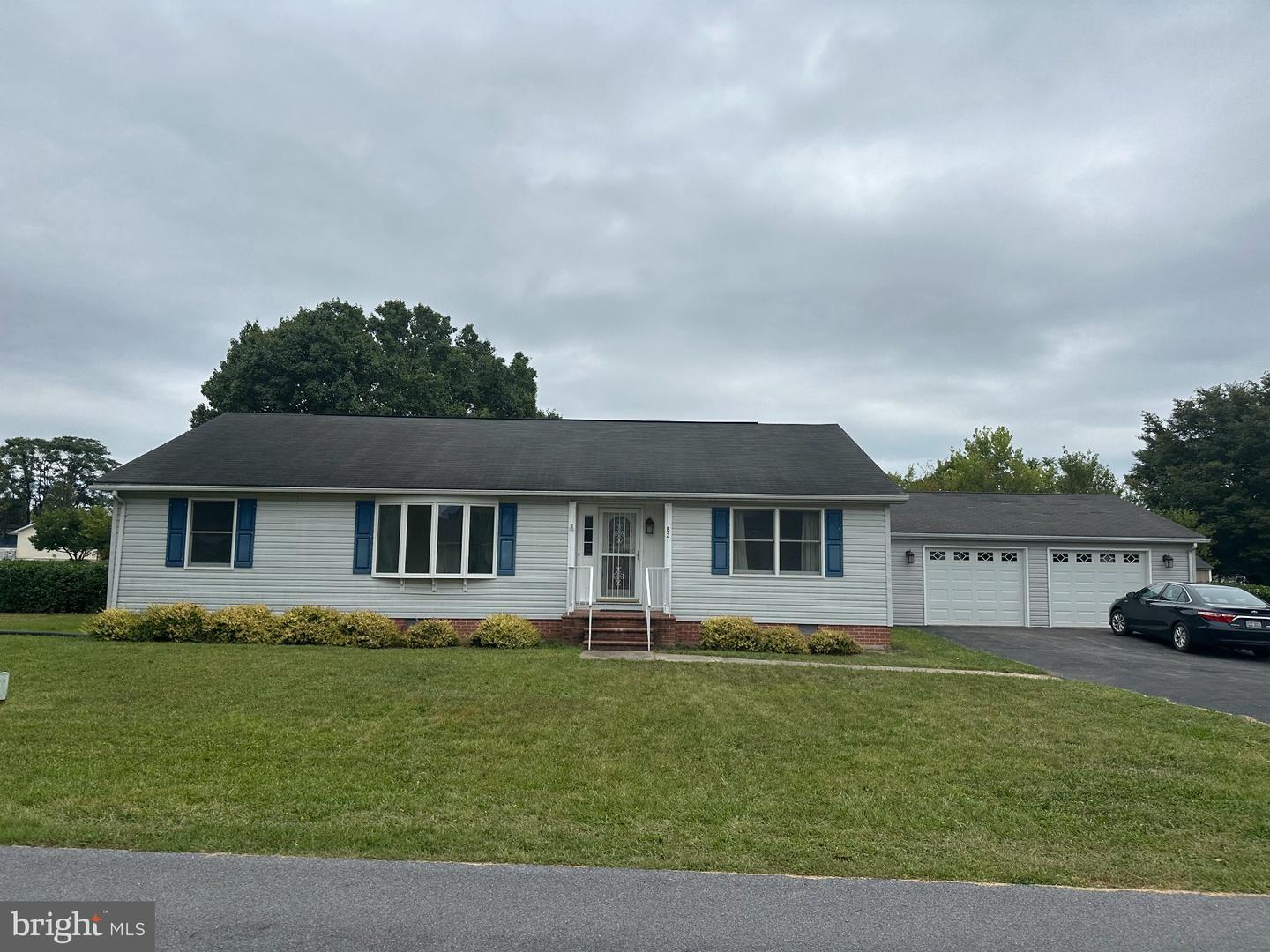 83 Montmorency Dr Property Photo 1