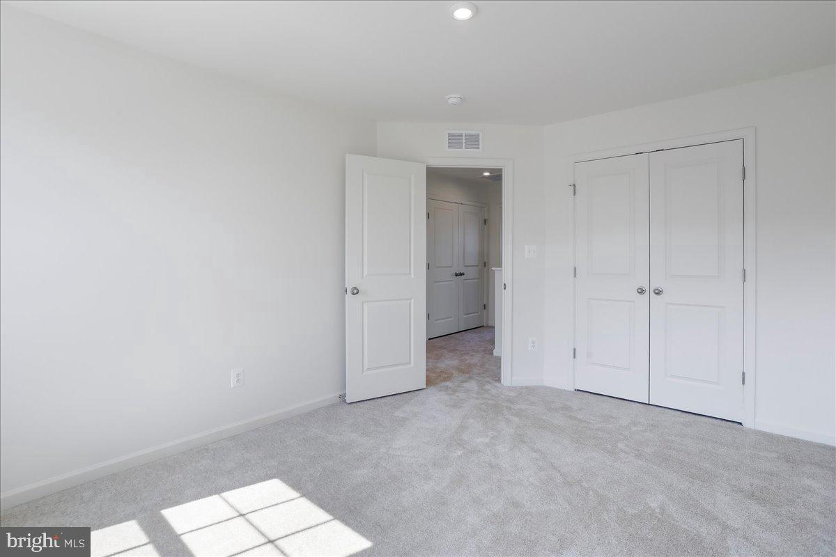 64 Stafford Pl Property Photo 10