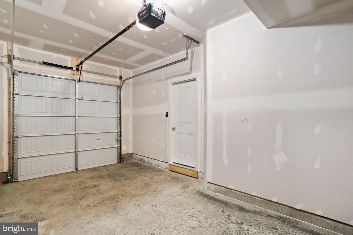 124 Tuxford Rd Property Photo 6