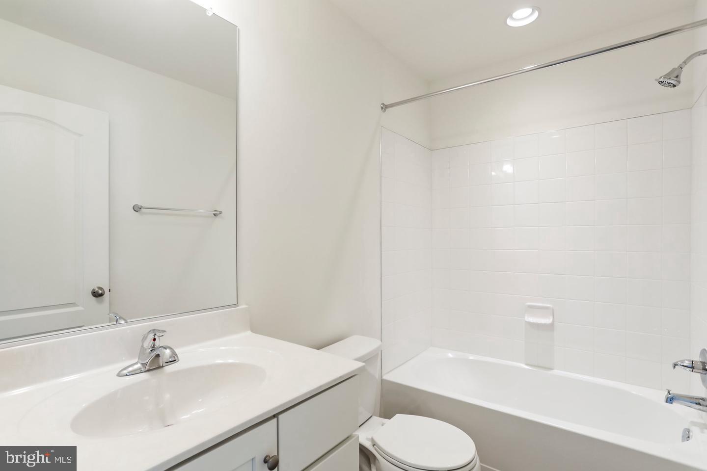 124 Tuxford Rd Property Photo 34