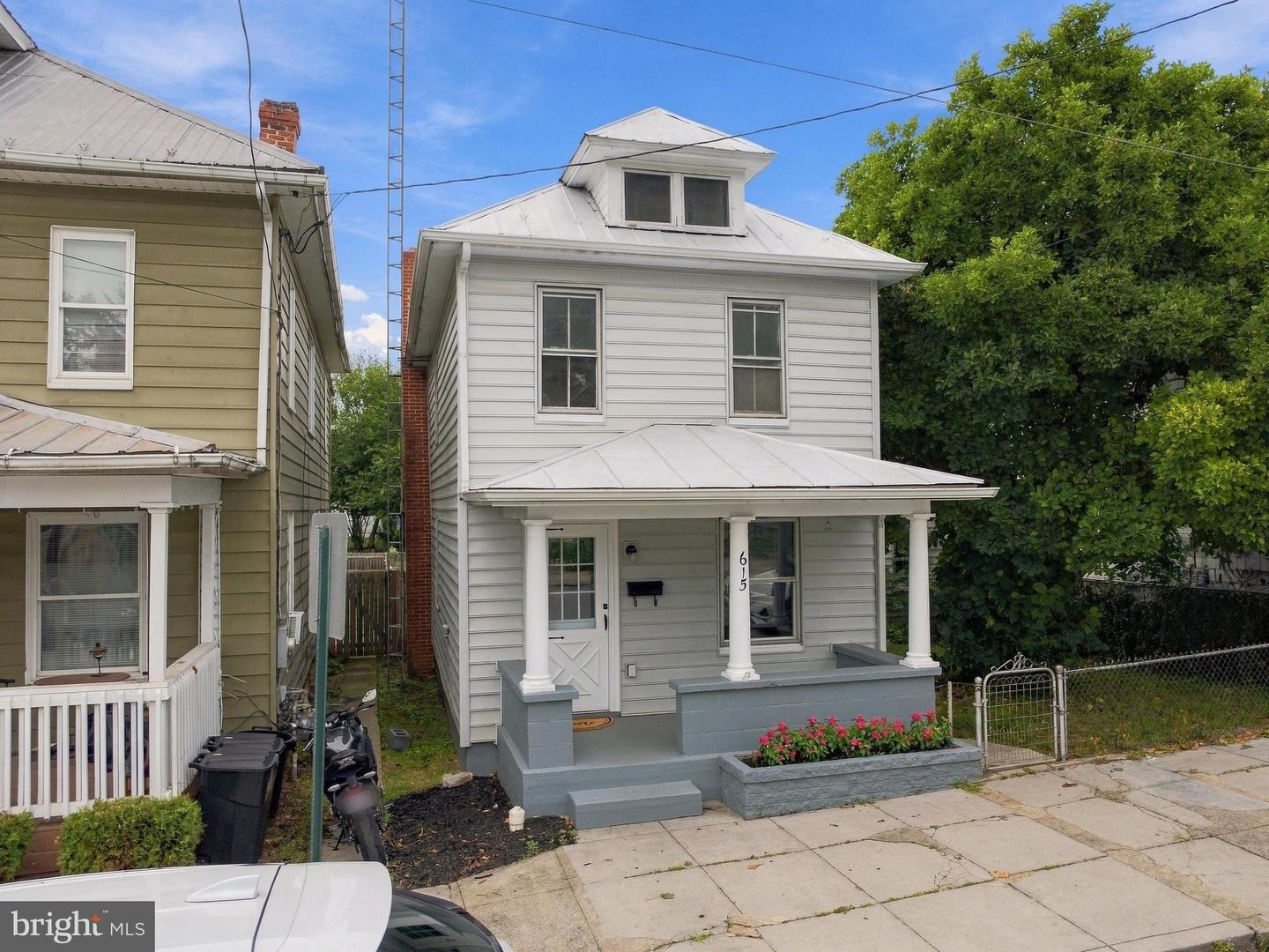 615 Virginia Ave Property Photo 28