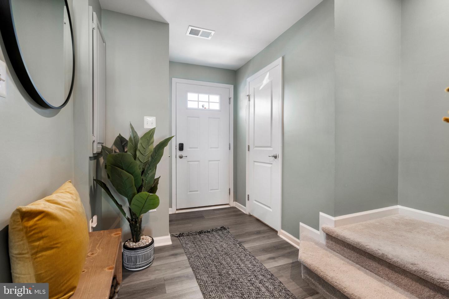 28 Absolution Dr Property Photo 3