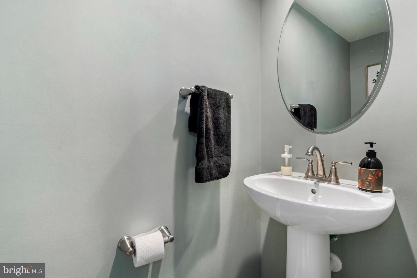 28 Absolution Dr Property Photo 4