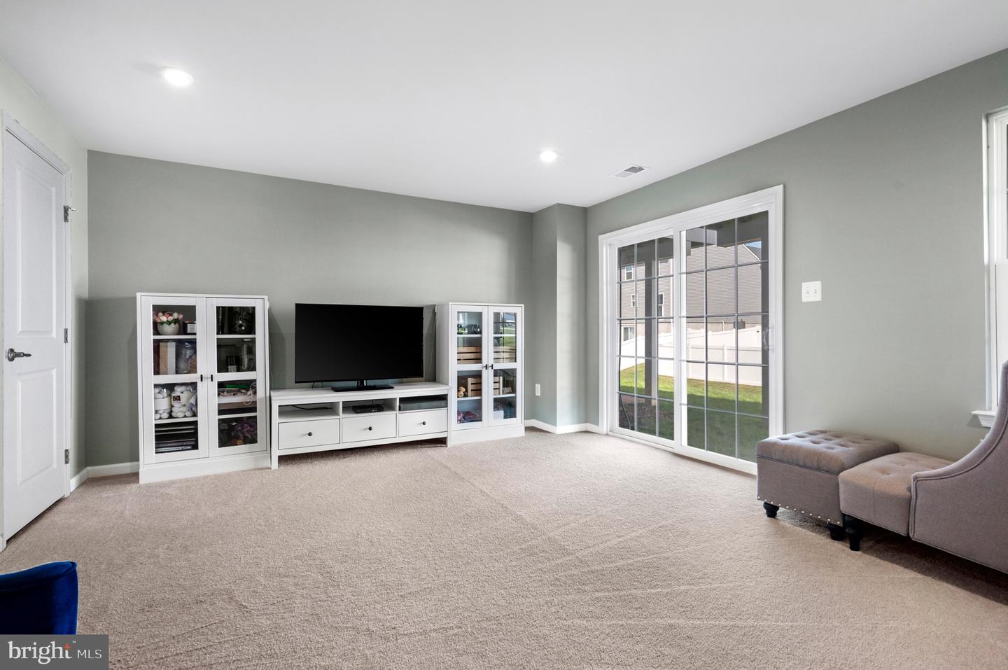 28 Absolution Dr Property Photo 6