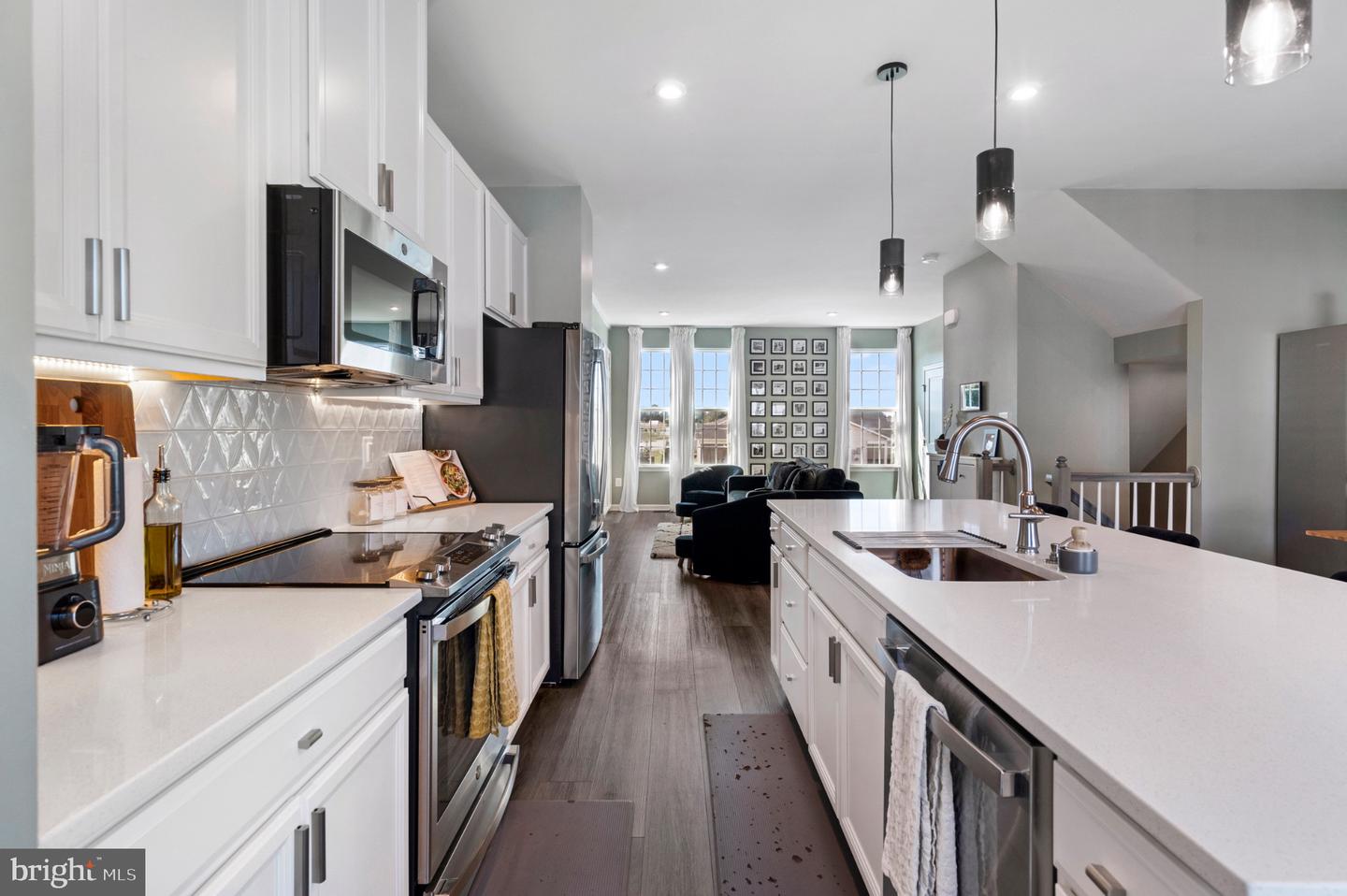 28 Absolution Dr Property Photo 11