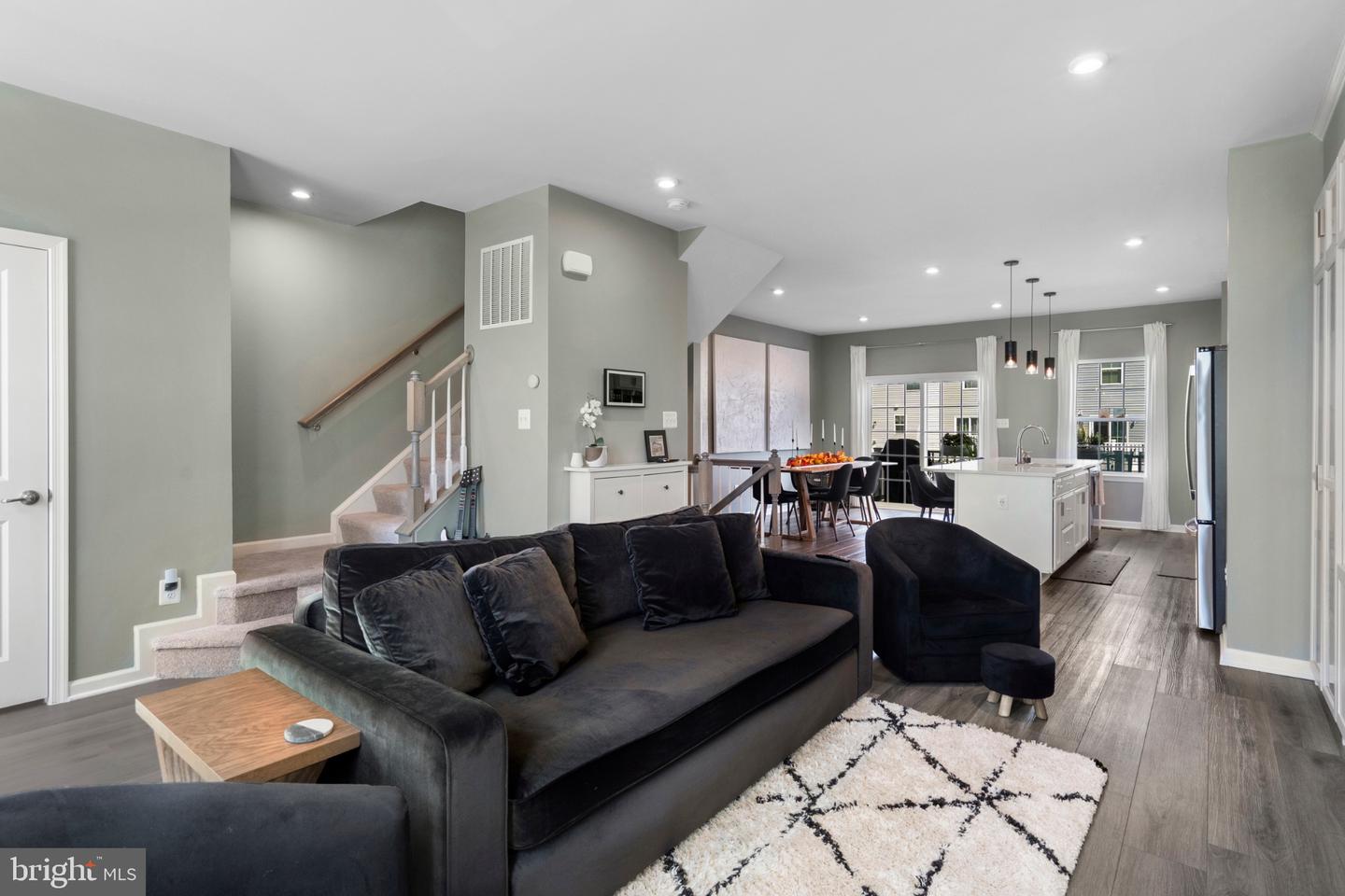 28 Absolution Dr Property Photo 19