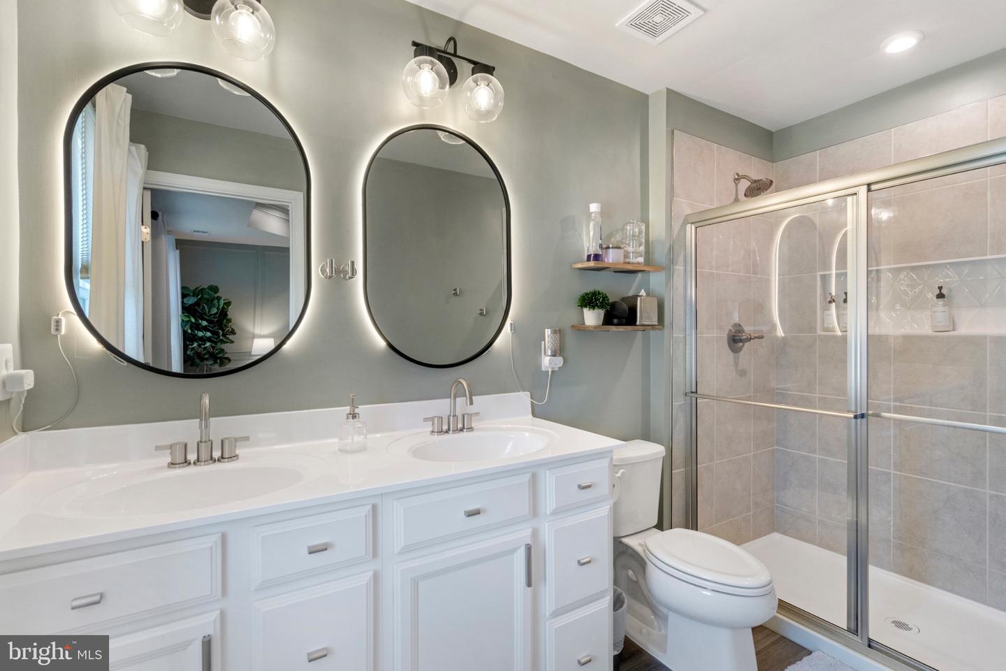28 Absolution Dr Property Photo 29
