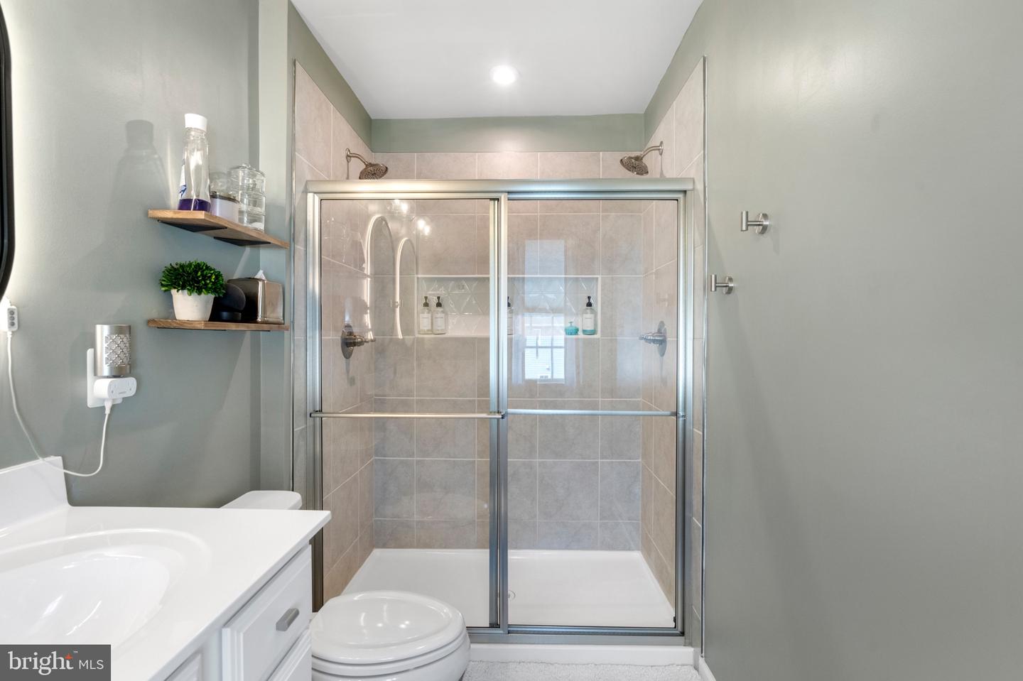 28 Absolution Dr Property Photo 30