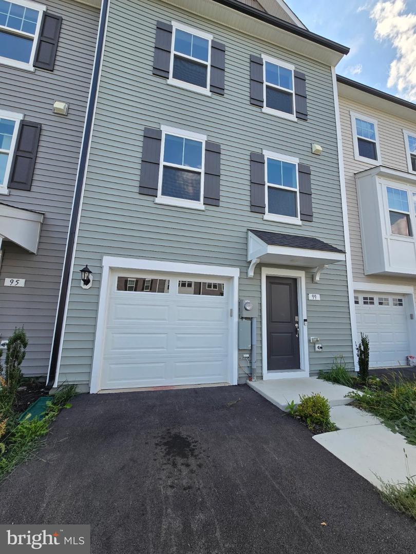 99 BITSY Property Photo 1