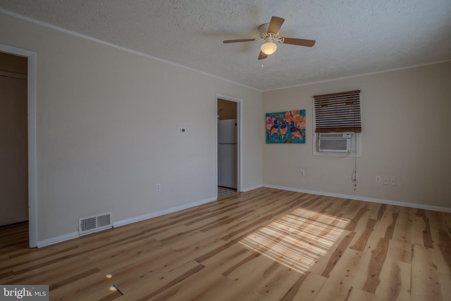 626 State Cir Property Photo 10