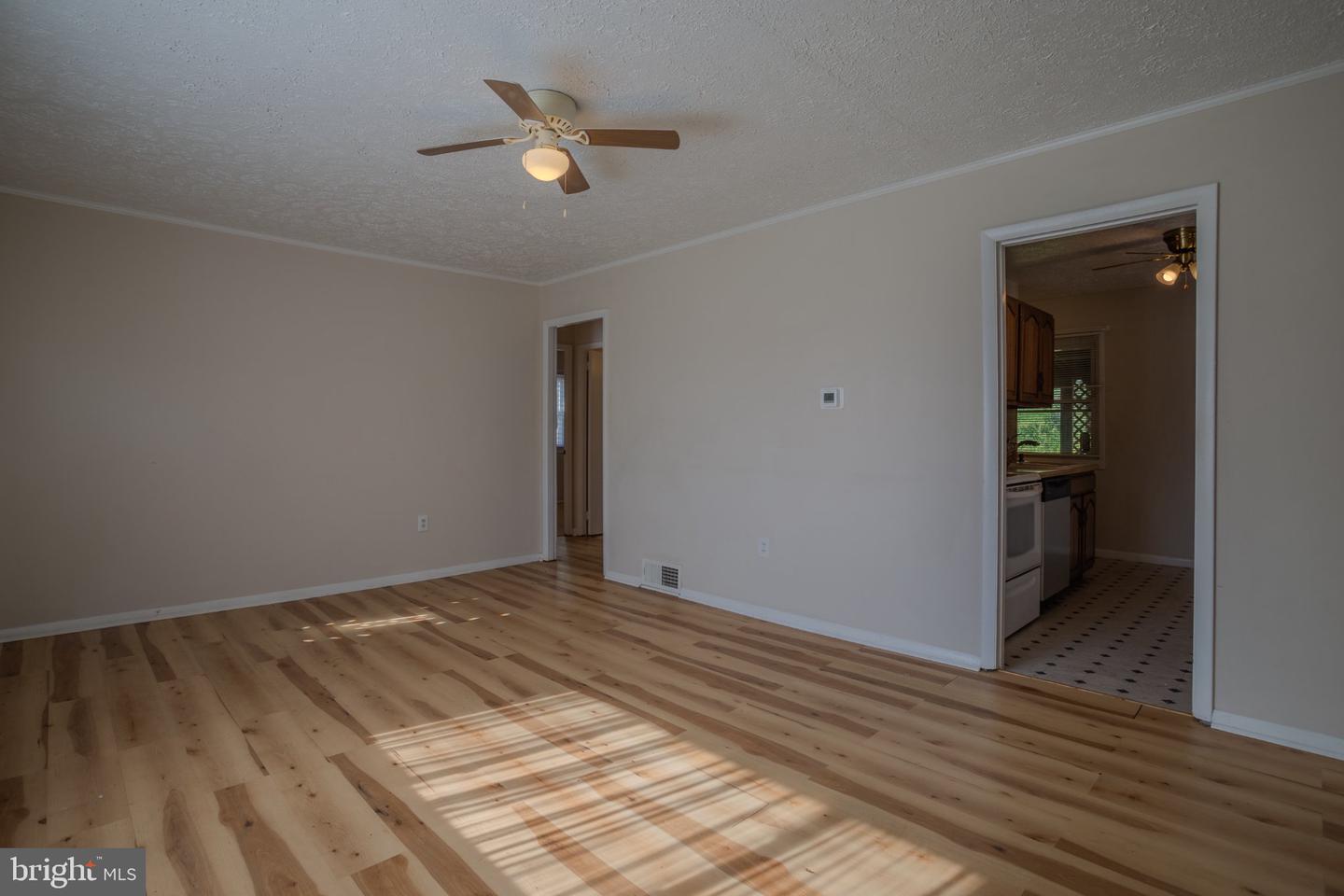 626 State Cir Property Photo 11