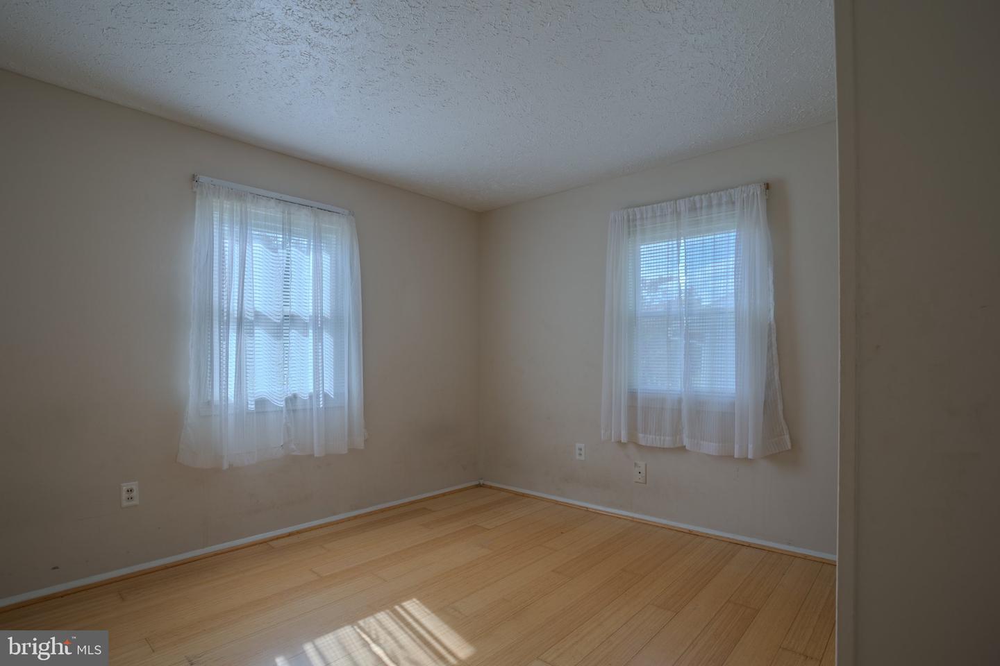 626 State Cir Property Photo 14