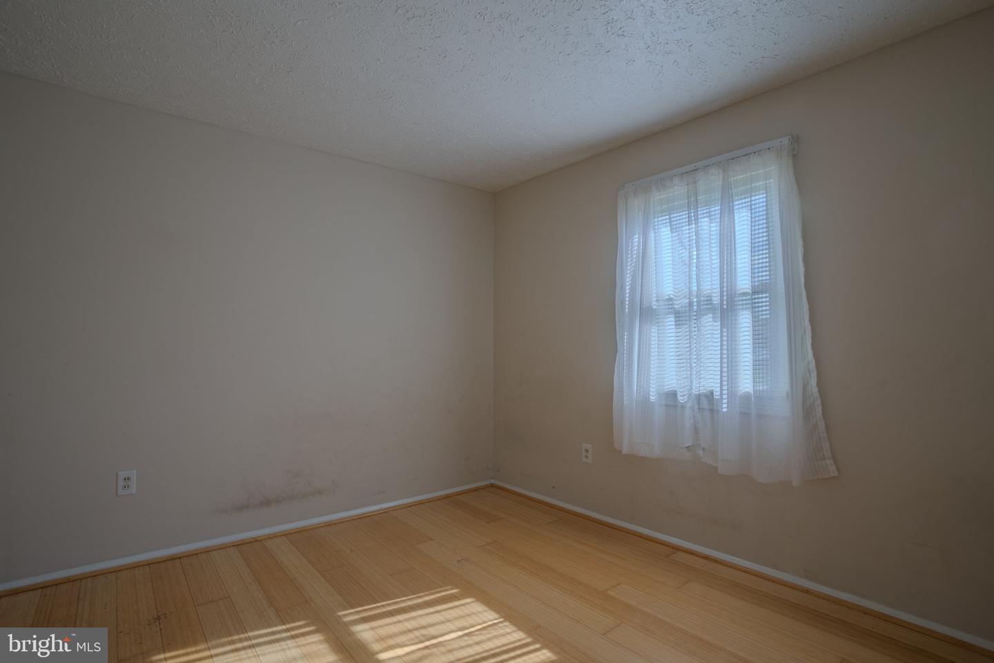 626 State Cir Property Photo 17