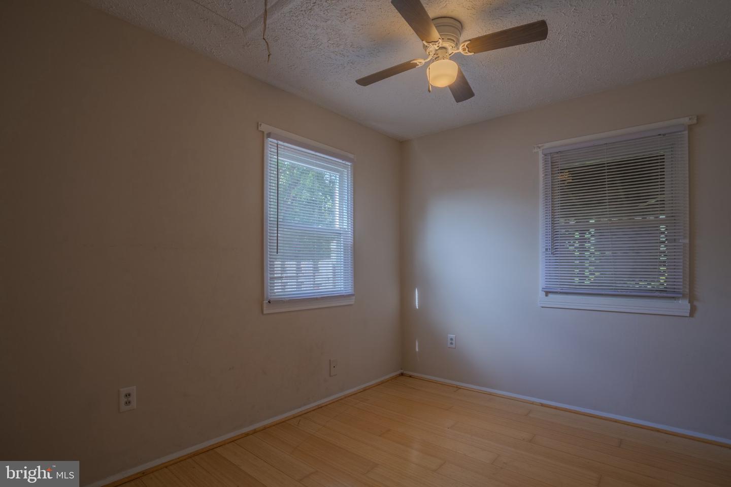 626 State Cir Property Photo 18