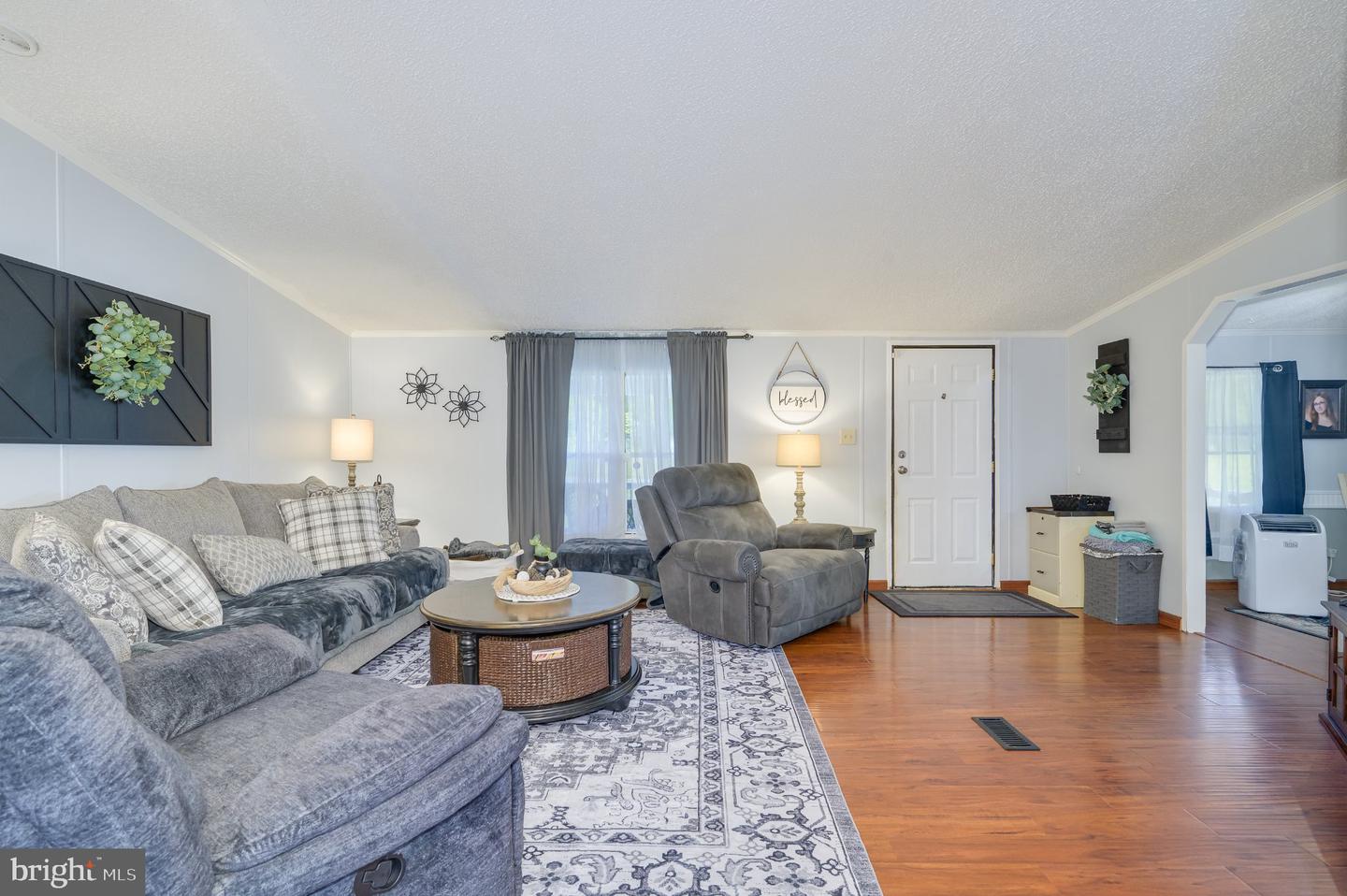 55 Frances Dr Property Photo 4
