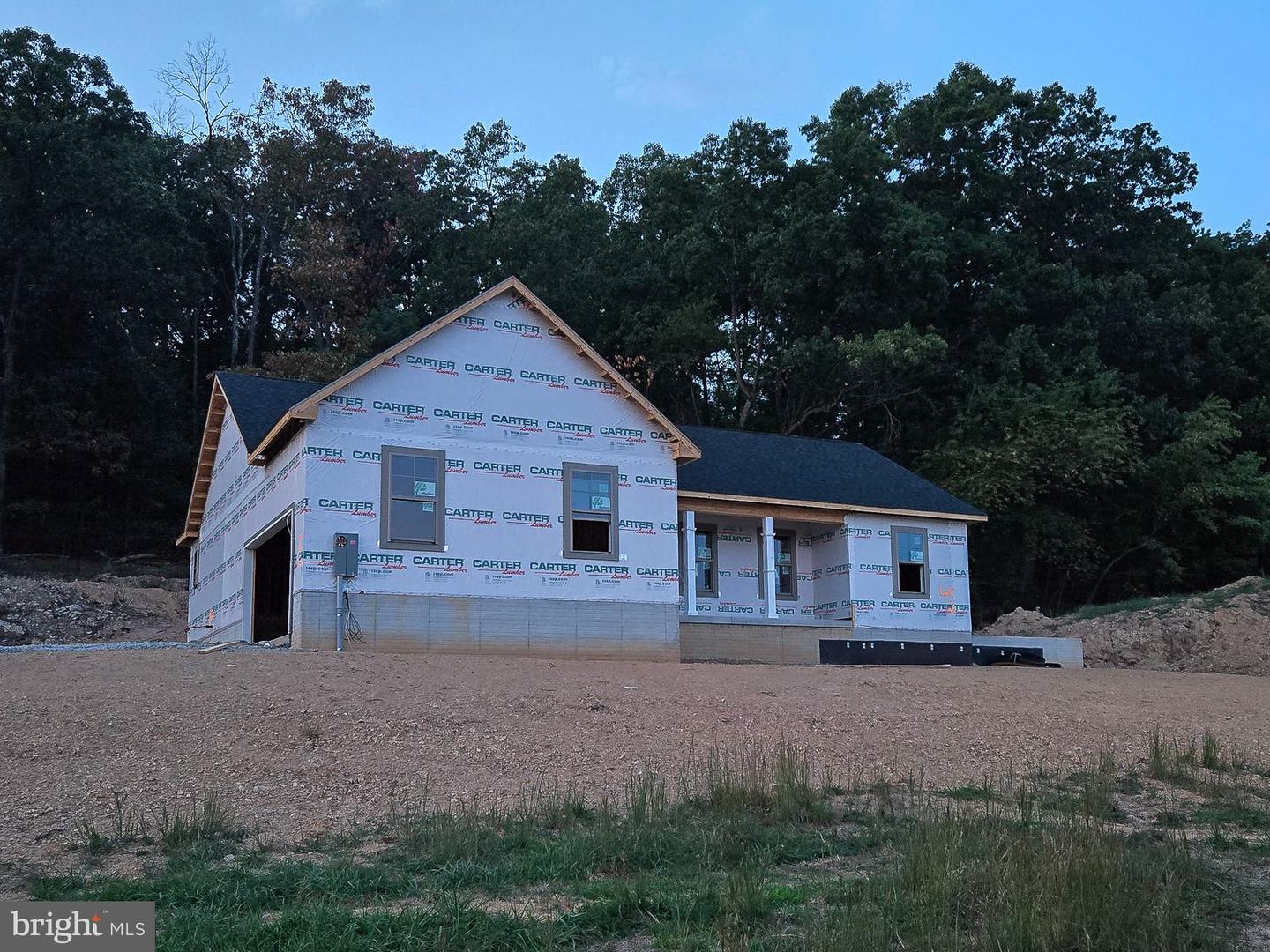 1091 Loop Rd Property Photo 2