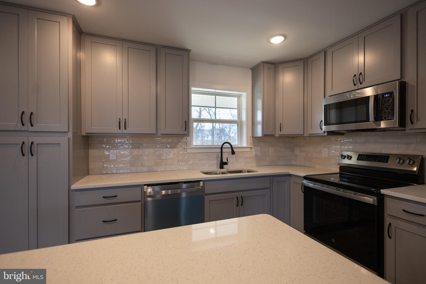 1091 Loop Rd Property Photo 14
