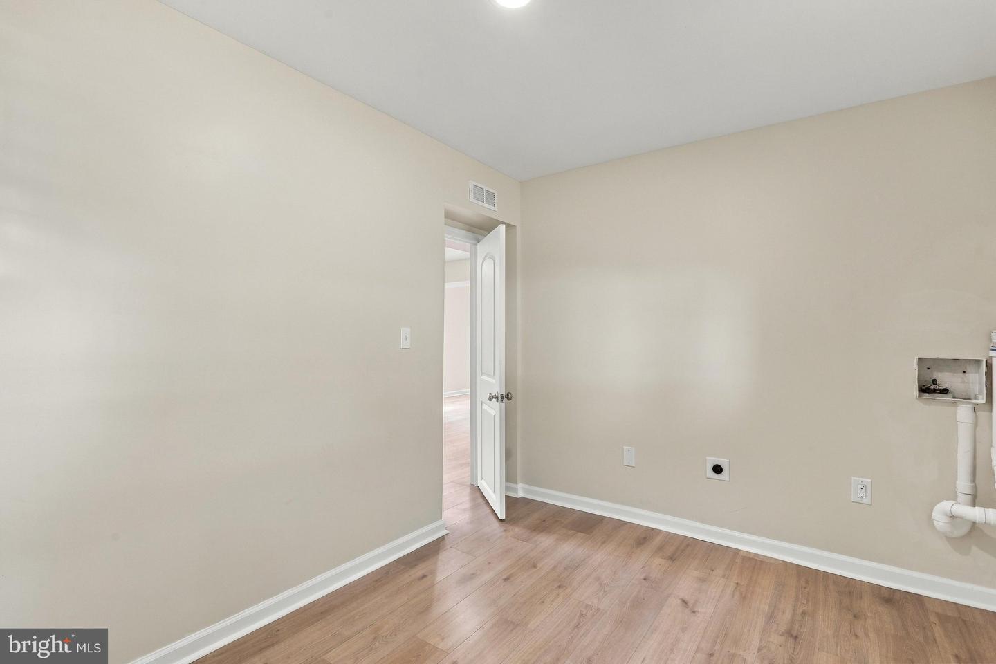 111 N High St Property Photo 16