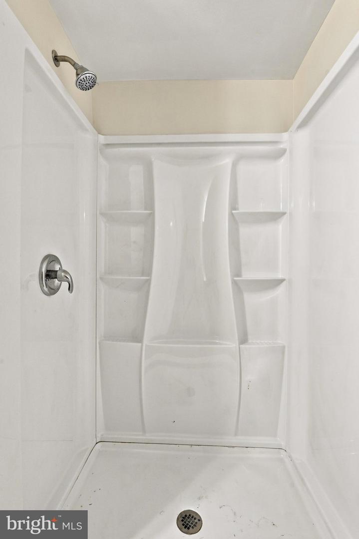 111 N High St Property Photo 25