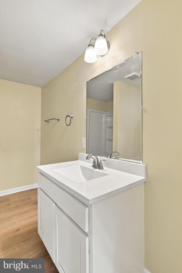 111 N High St Property Photo 31