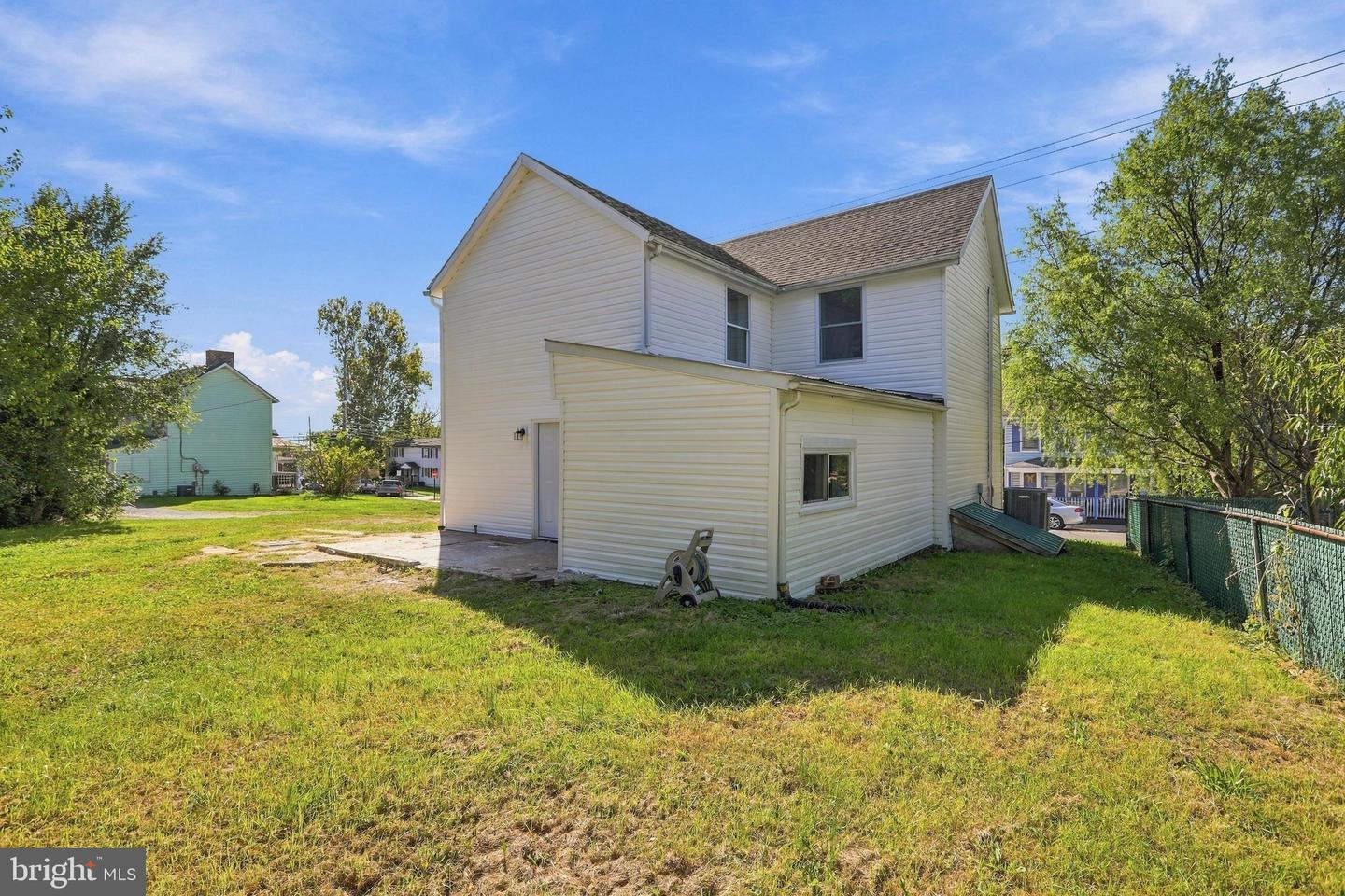 111 N High St Property Photo 35